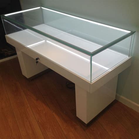 850mm Wide Corner Glass Counter Access Displays