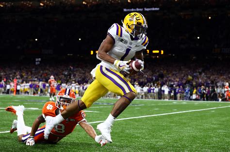 2 days ago · the rookie struggles of bengals receiver ja'marr chase continue. LSU Football Receiver Ja'Marr Chase to Carry on No. 7 Jersey Tradition for 2020 Season