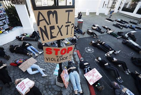 Victoria has been plunged into lockdown for the third time after an outbreak of the uk premier daniel andrews said the lockdown would last five days from 11.59pm tonight until the same time on wednesday. Lockdown day 96: Latest Covid-19 numbers