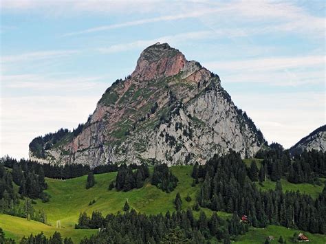 Grosser Mythen From The East Photos Diagrams And Topos Summitpost