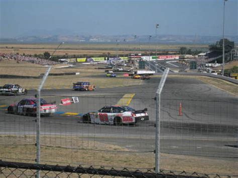 Now you are going down the backstretch which you want to slide up by the wall going down the backstretch. Sometimes NASCAR drivers really do turn right ...