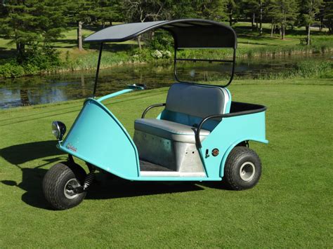 Vintage Golf Car Collection These Carts Are All On Display At