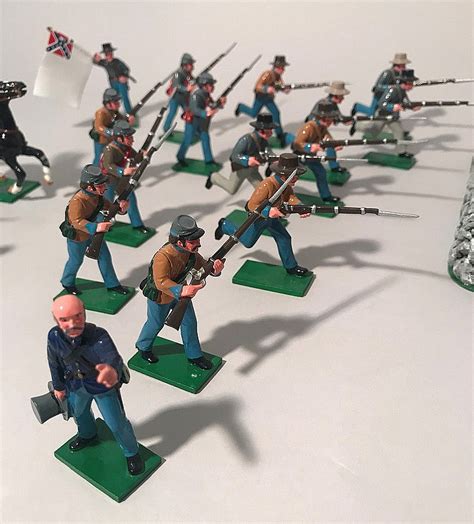 American Civil War Toy Soldiers 43 Pieces Made By Trophy
