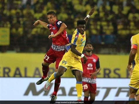indian super league kerala blasters play out goalless draw with jamshedpur fc football news