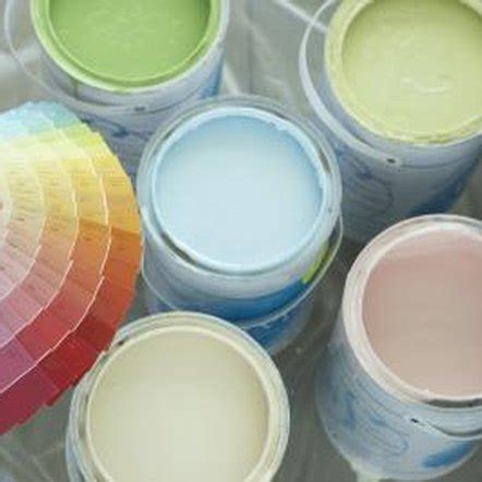 But if you need to wash your clothes and don't have enough for a full load, you can mix pastels and. How to Choose Colors for Color Washing Walls | Home Guides ...