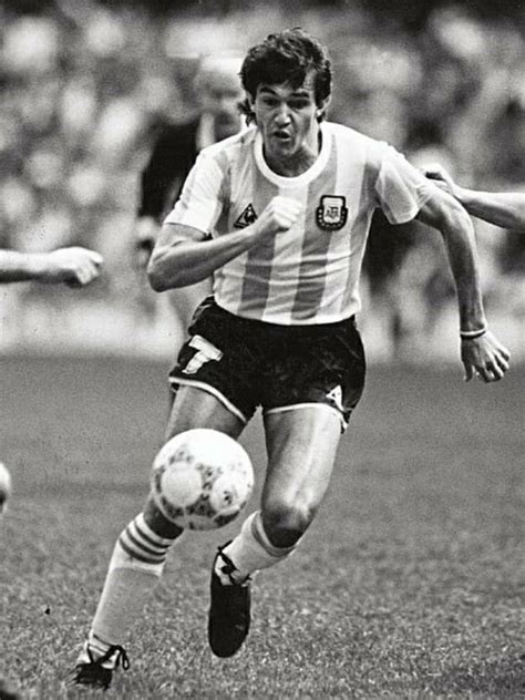 Find the perfect argentine jorge burruchaga stock photos and editorial news pictures from getty images. Jorge Burruchaga Argentina en 2020 | Fútbol, Jorge, Argentina