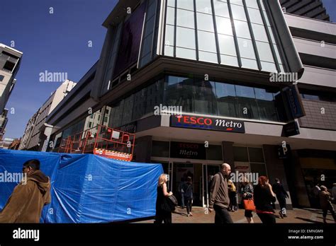 Tesco Store Front High Resolution Stock Photography And Images Alamy