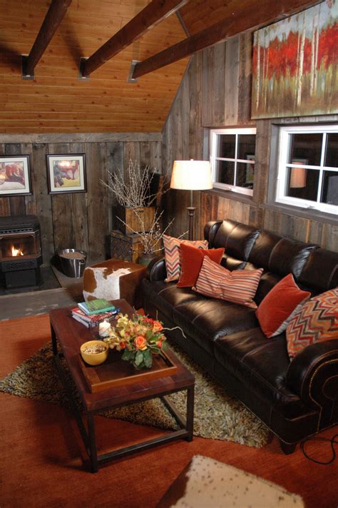 Rust Colors With Barn Wood Living Room Colors Barn House Interior