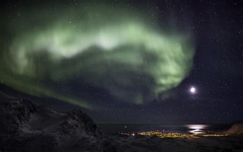 Aurora Borealis Northern Lights Night Green Snow