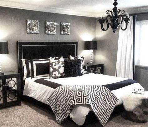 Beautiful Black And White Bedroom Decor White Bedroom Decor Master