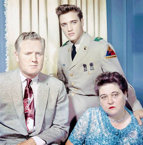 Elvis Presley Elvis Vernon And Gladys Presley June 1958
