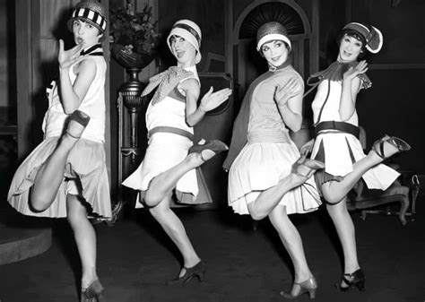 5 Cool Dance Moves From The 1920s Yestervid