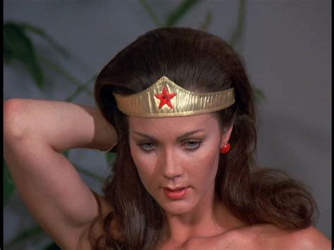 Pin By Anthony Pe A On Wonder Woman Wonder Woman Women Lynda Carter