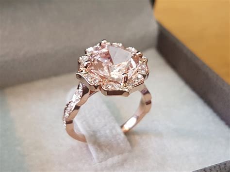 13 Trending Pink Diamond Engagement Rings Kiss The Bride Magazine