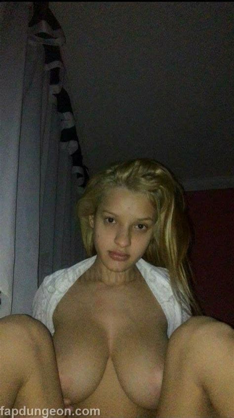 Nicole Stefanie Huge Tits Amateur Leaked Nudes Fapdungeon My Xxx Hot Girl