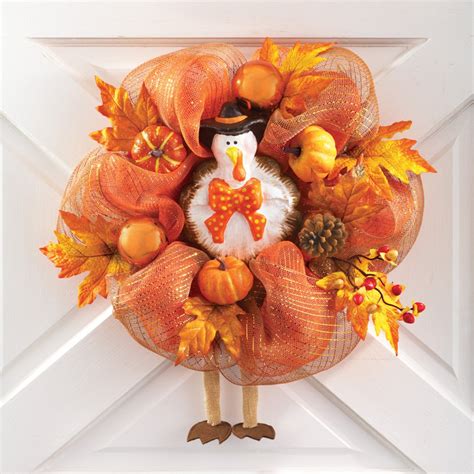 How to make thanksgiving door wreaths. Thanksgiving Turkey Wreaths | Thanksgiving Wikii