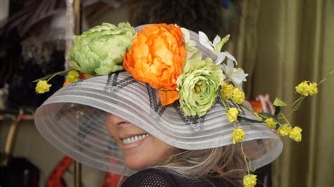 Find kentucky derby fashion tips including kentucky derby hats, dresses, suits, sunglasses, and more so you can show up in style this may for lucky for you, below we're sharing some tips on what to wear to the kentucky derby this may. DIY How to Make & Create a Kentucky Derby Hat! - YouTube