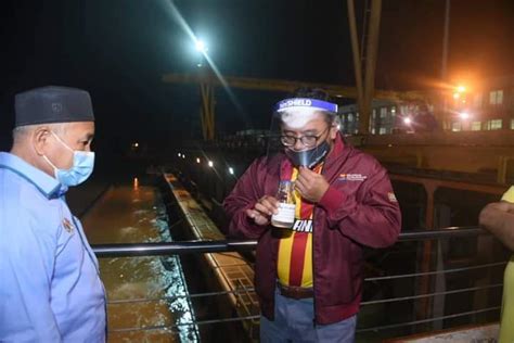 The raw water are sourced mostly from surface water collected by several dams, lakes and rivers, and treated at nearby water treatment plants. Odour pollution in Sungai Semenyih, resulted in closure of ...