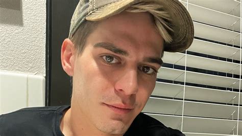 Industry Mourns Death Of Former Gay Porn Star Kyle Ross