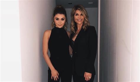 Brands Are Dropping Lori Loughlin And Daughter Olivia Jade Like Hot