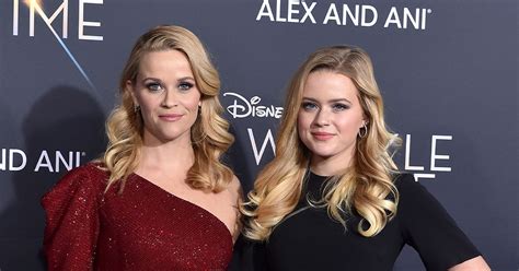 Reese Witherspoon And Daughter Ava Could Be Twins In New Pic Purewow