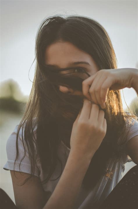 Shy Girl Pictures Download Free Images On Unsplash