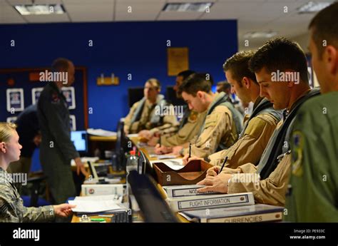 Pre Flight Briefing High Resolution Stock Photography And Images Alamy