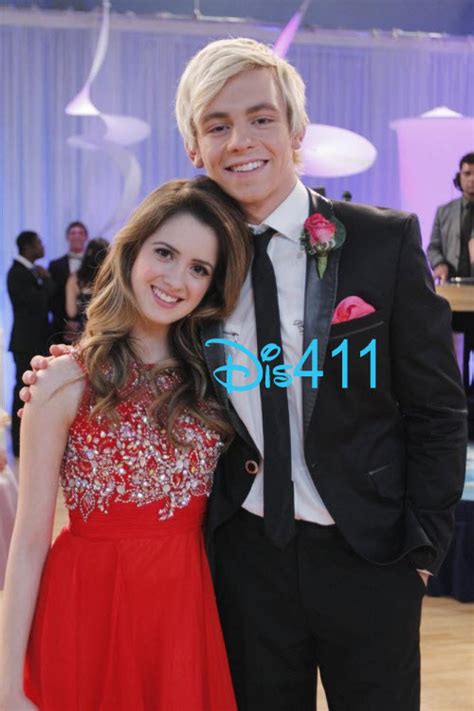 Стартира по „дисни ченъл на 2 декември 2011 г. "Austin & Ally" Episode "Proms & Promises" Airs On Disney ...