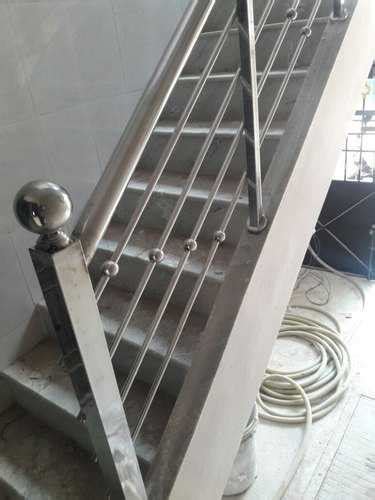 A point on lower part of the cable is fixed with the grounded post.a point on upper part of the frames on wall. Stainless Steel Gate Design Suppliers | Stainless Steel ...