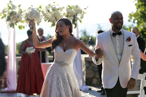 ‘mistresses Star Rochelle Aytes Marries Actor Cj Lindsey In Mansion