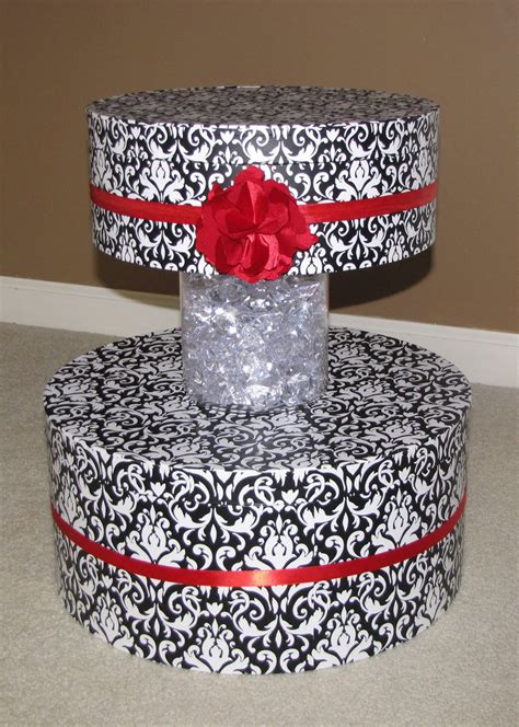 Check spelling or type a new query. DIY Cupcake Stand done with Boxes. - Oh My Fiesta! in english