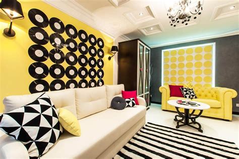 Pin By Hey Its Melisa 🙋🏻‍♀️ On Living Room Style♥ Pop Art