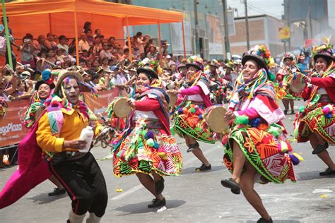 Carnavales En Per Costumbres Que Perduran En El Tiempo Viajar Por Per