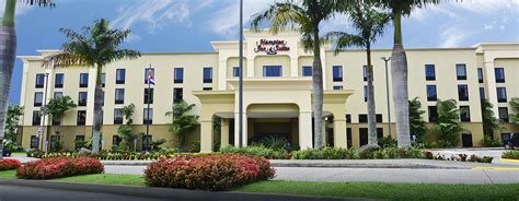 The hotel's located right in the center of costa rican business and culture. Hotel Hampton Inn - Tour Operators Costa Rica