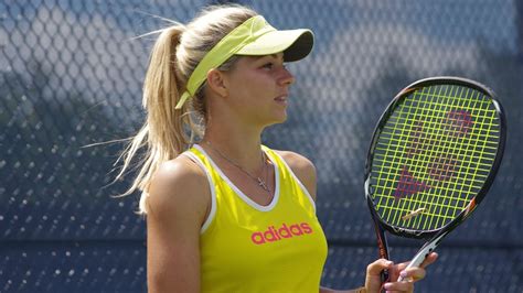 Wallpaper Sports Women Blonde Looking Away Maria Kirilenko