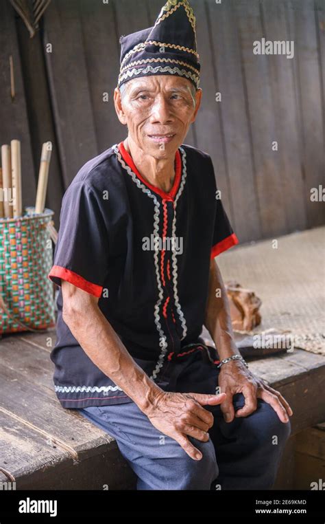 Bidayuh Man In Traditional Clothing Stock Photo Alamy