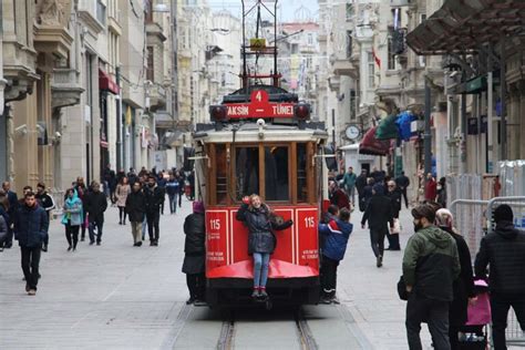 Using Public Transportation In Istanbul Guided Istanbul Tours