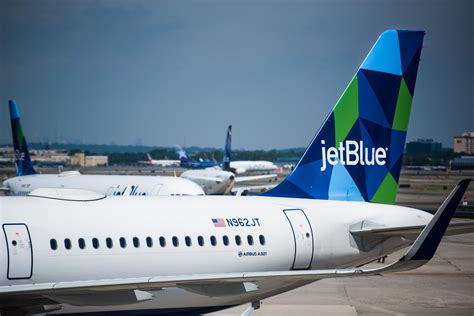 Jetblue Airways Corp Delays Fleet Update As Boeing Airbus Target