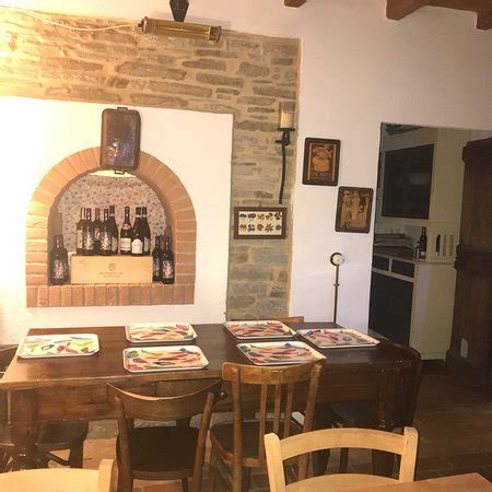 A borgo val di taro patria del fungo porcino igp nasce nel 2006 l'agriturismo terra antica con ristorante e piscina. Terra Antica, Borgo val di Taro - Ristorante Recensioni ...