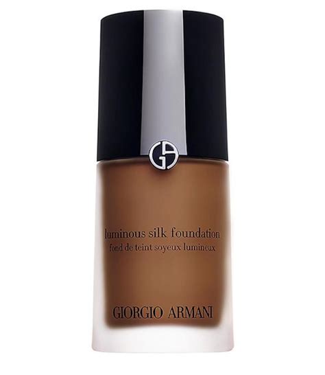 Giorgio Armani Beauty Luminous Silk Foundation 45 Swatch Mytepearl