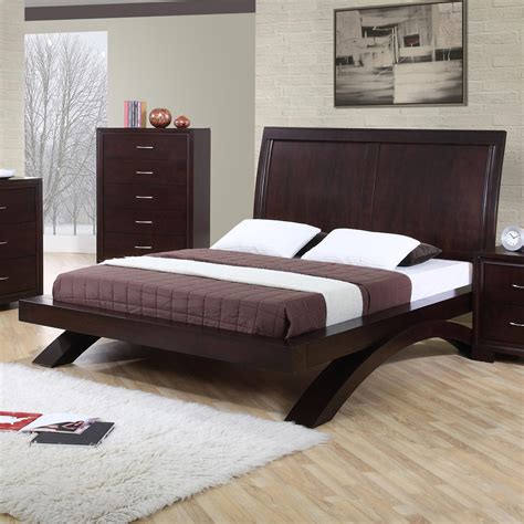 This Rotterdamn Queen Platform Bed Has All The Right Curves Platform