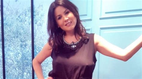 Hasta las 13:00 hs por www.fmlapatriada.com.ar. "Ojalá no tarde el próximo 2001", dijo Úrsula Vargues y ...