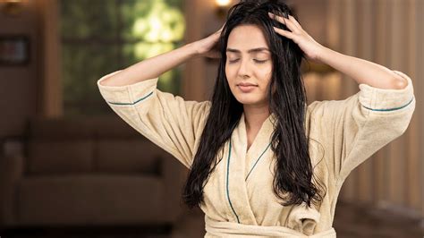 Here Are Some Monsoon Hair Care Tips