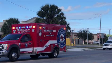 Brownsville Fire Department Medic 8 Responding Youtube
