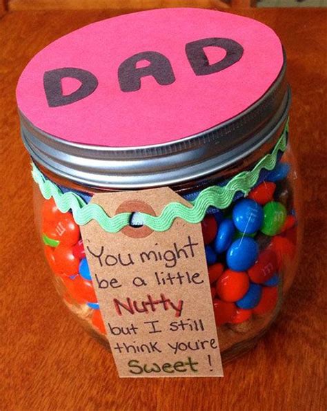Check out these instructions to make 100 simple gifts for a holiday, birthday or any occasion. homemade birthday gifts for dad | Homemade birthday gifts ...