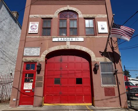 L079 Fdny Firehouse Ladder 79 And Battalion 22 West New Brighton Staten