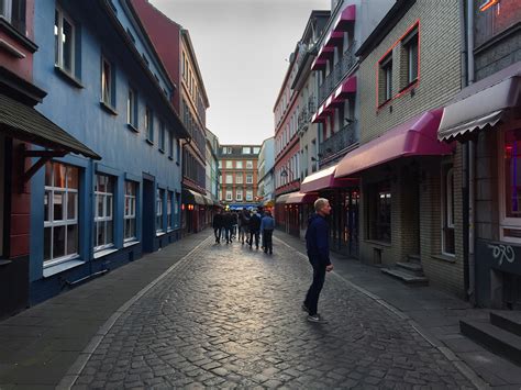 Pauli in der nähe der reeperbahn. Travelogue: Hamburg 2017