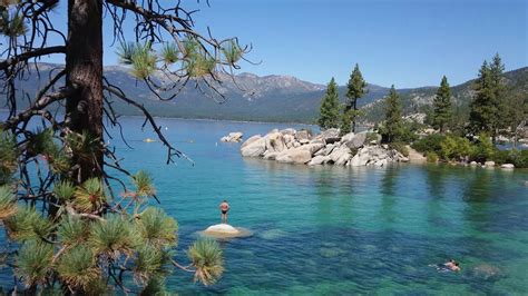 Crystal Clear Turquoise Water Of Lake Tahoe Youtube