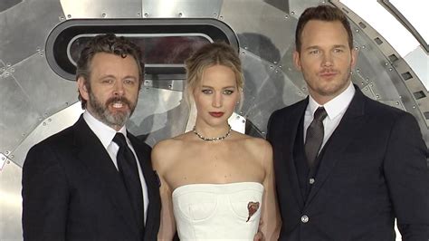 Jennifer Lawrence Chris Pratt Michael Sheen Passengers World