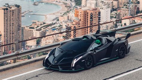 Lamborghini Veneno Backiee